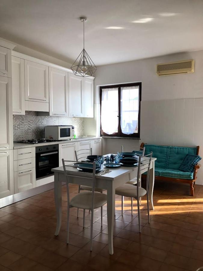 Residenza M.E.M. La Maddalena Apartment Ла Мадалена Екстериор снимка