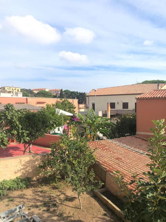 Residenza M.E.M. La Maddalena Apartment Ла Мадалена Екстериор снимка