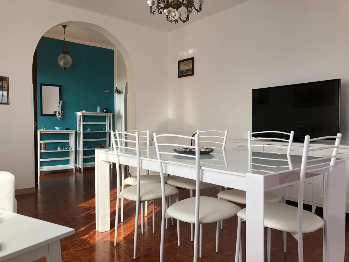 Residenza M.E.M. La Maddalena Apartment Ла Мадалена Екстериор снимка